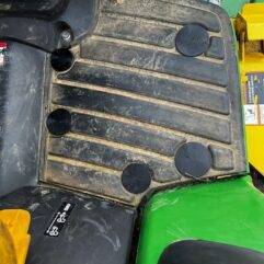 John Deere 1025r Floor Plugs